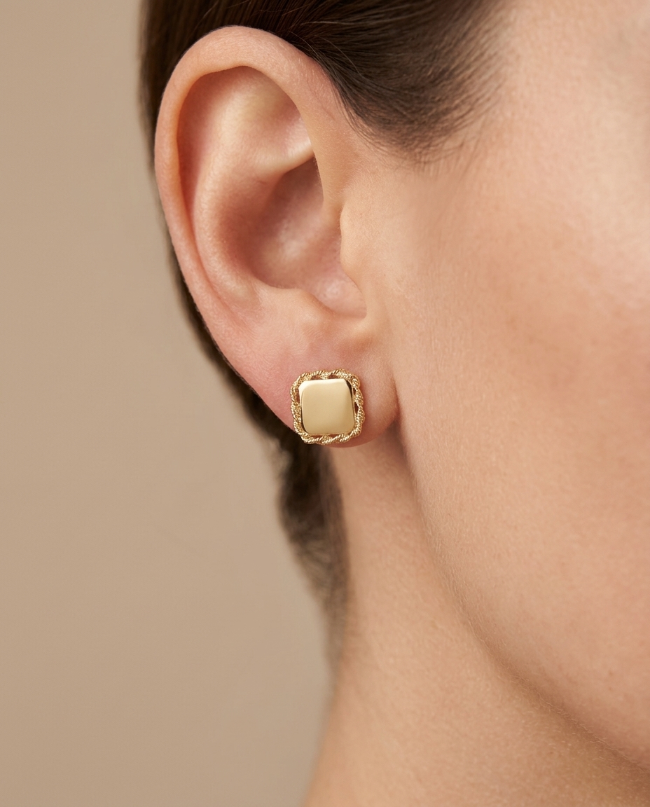 14KT Yellow Gold Earring on model