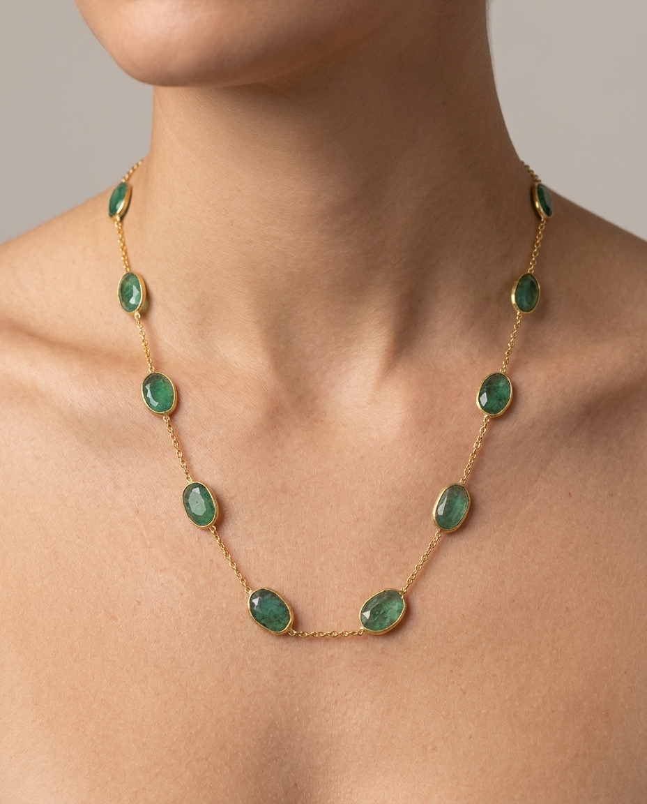 18KT Yellow Gold Bezeled Emerald Necklace 18INCH view 2