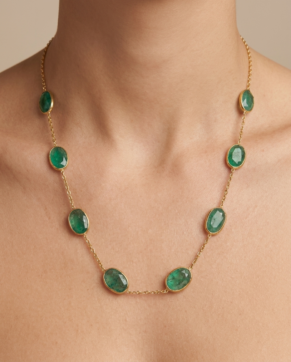 18KT Yellow Gold Bezeled Emerald Necklace 18INCH view 2