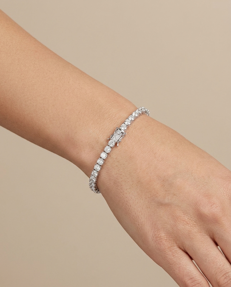14KT Gold Diamond Bracelet 7.00 Cts on model
