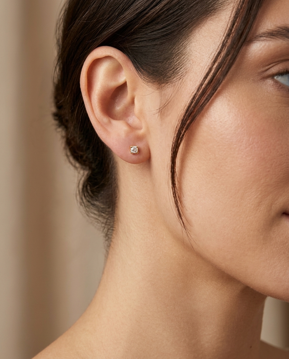14KT Gold Diamond Earing view 2