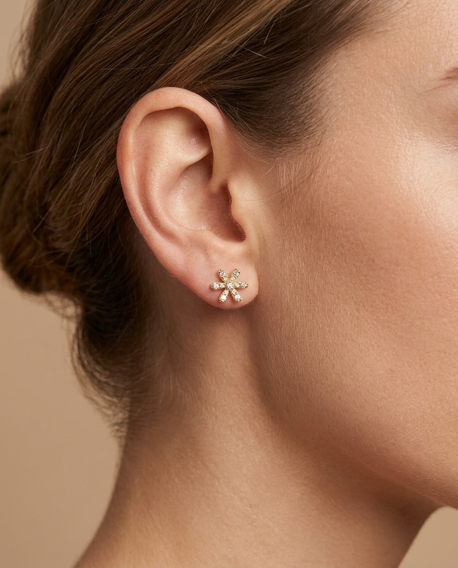 14KT Gold Diamond Flower Shape Ear Studs view 2