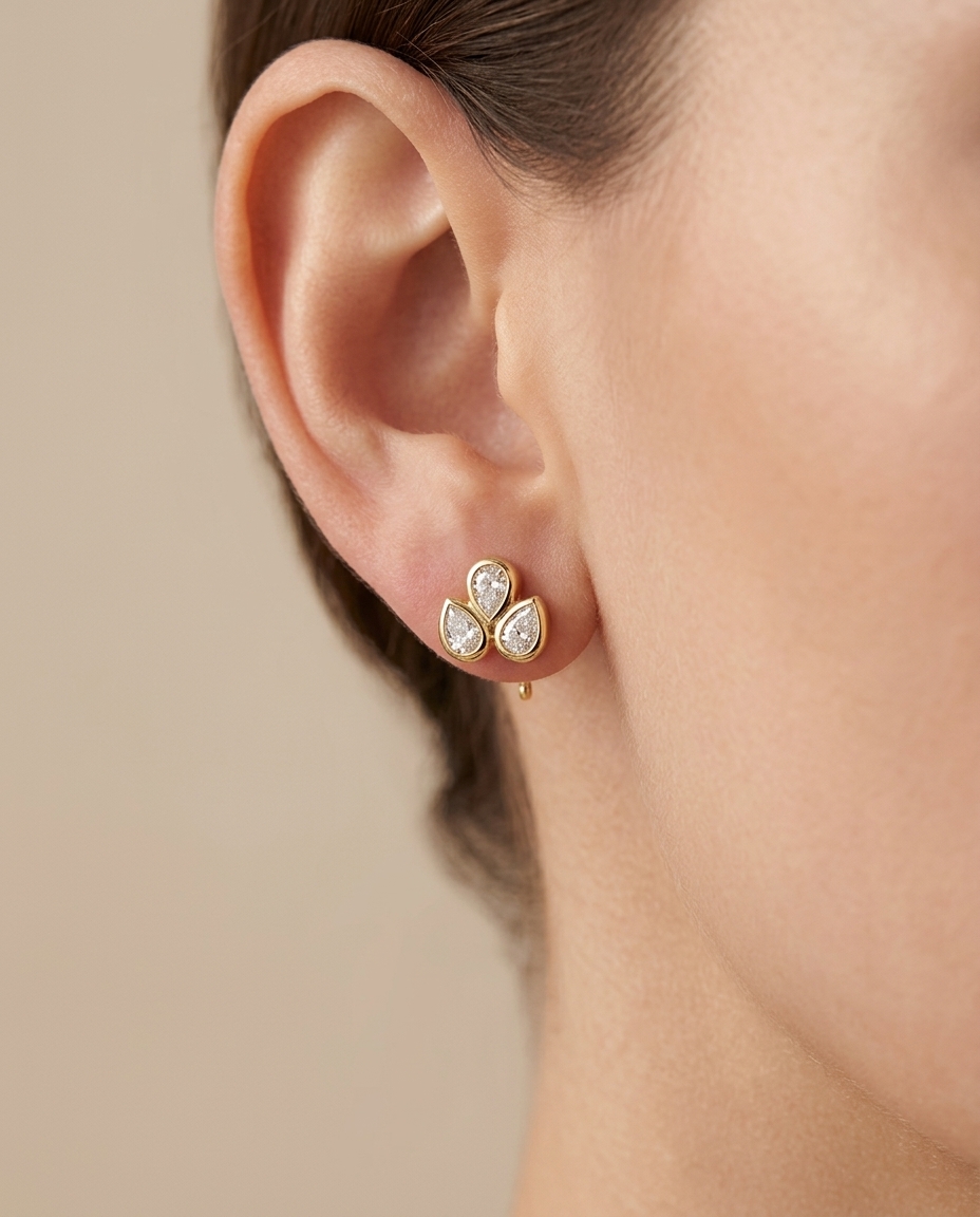 14KT Gold Pear Diamond Earring on model