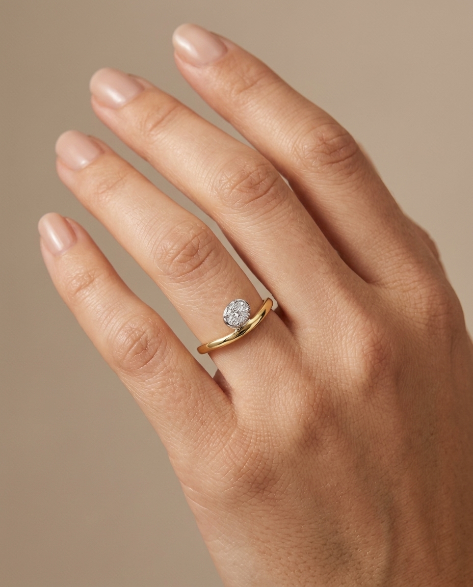14KT Gold Diamond Ring view 2