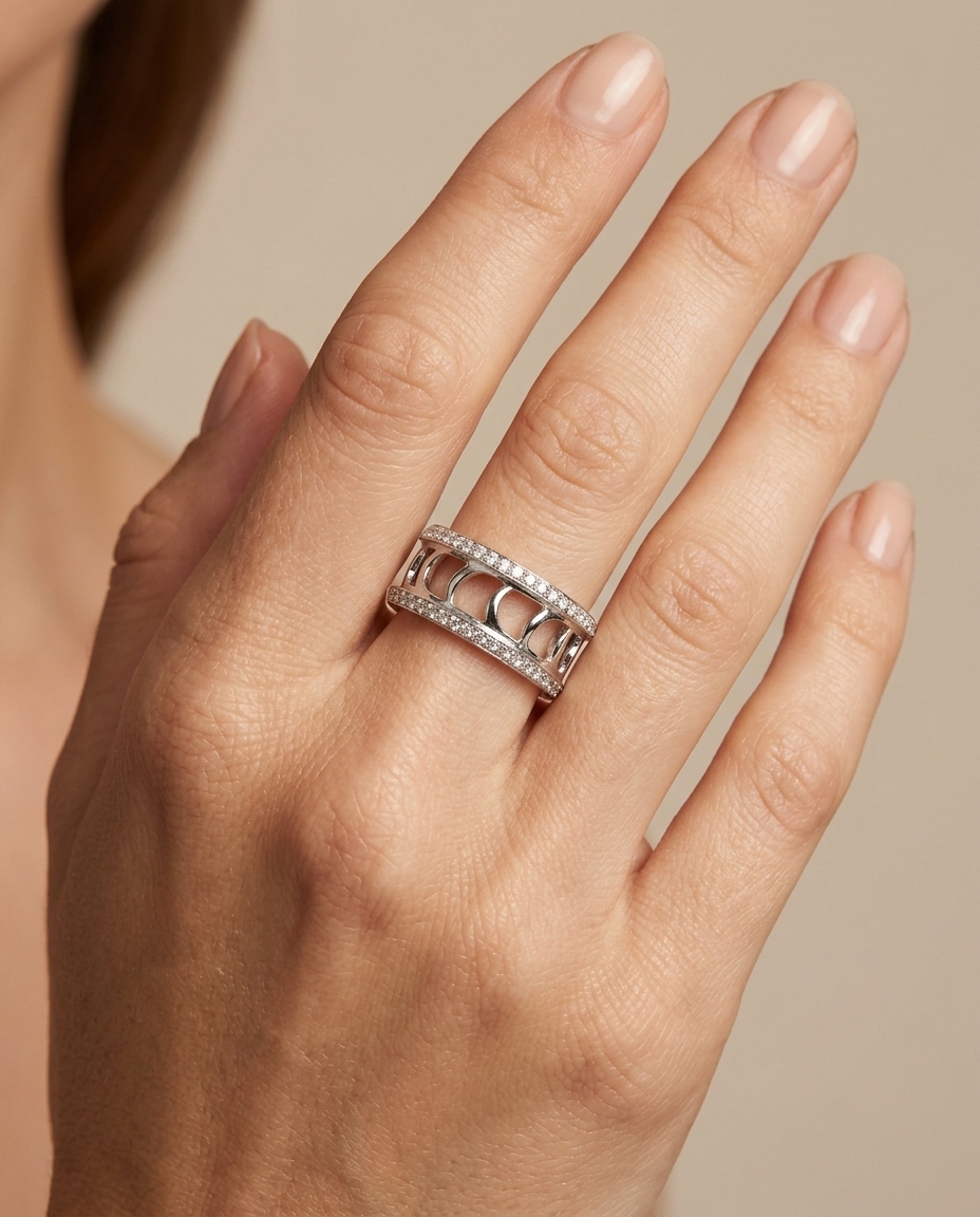 18K Gold Diamond Ring view 2