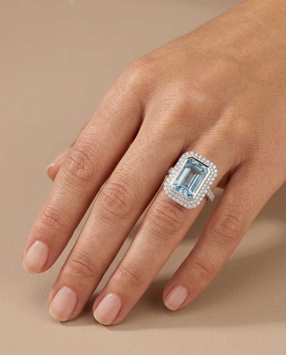 14KT White Gold Aquamarine and Diamonds Ring view 2