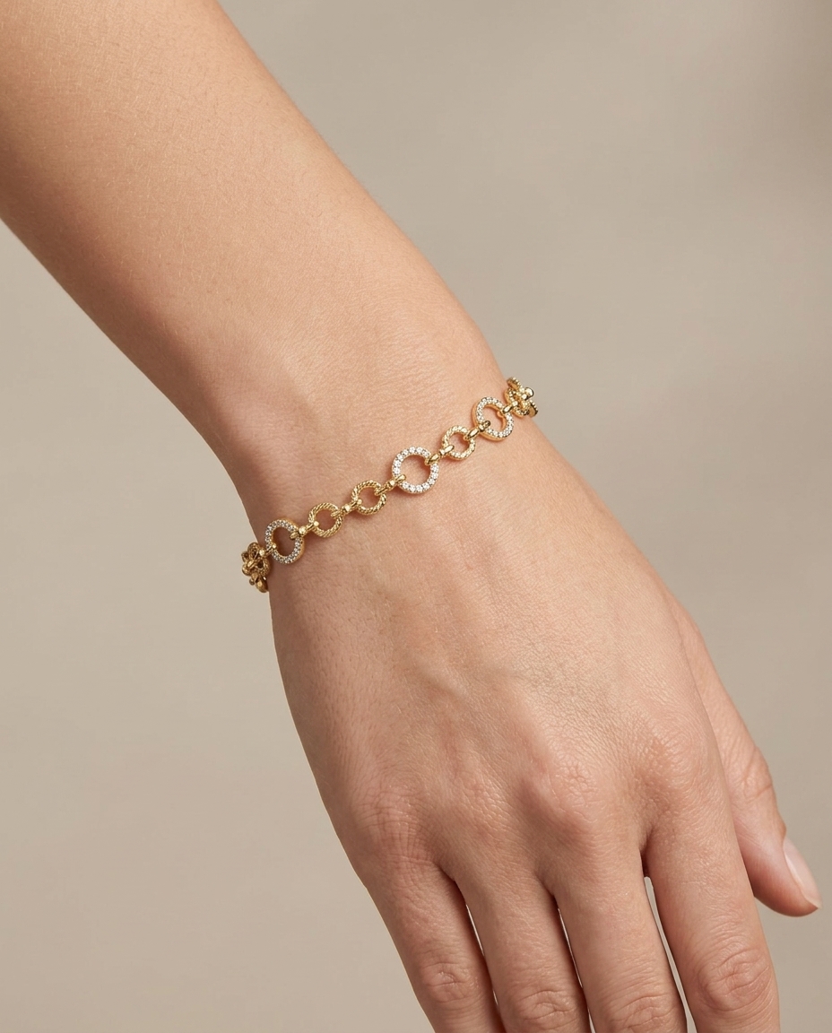 14KT Yellow Gold Link Diamonds Chain Bracelet on model
