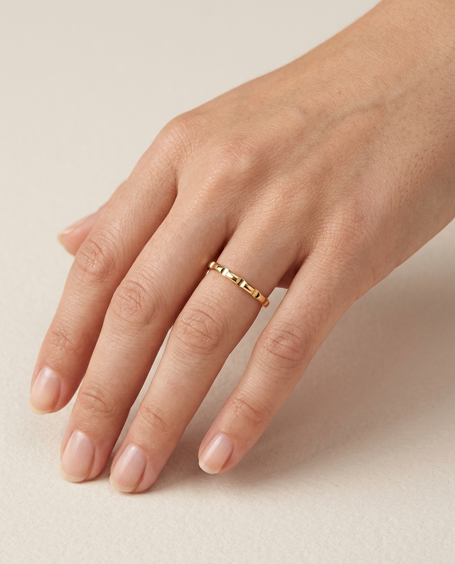 Plain Ring in Yellow Gold on model